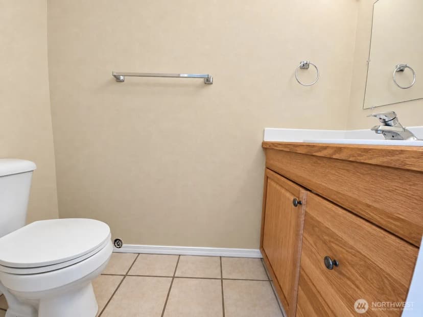 Property photo for 1499 Diamond Head Avenue Sw #2, Ocean Shores photo 36