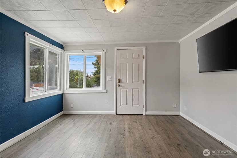 Property photo for 2524 Barnett Street, Bremerton photo 7
