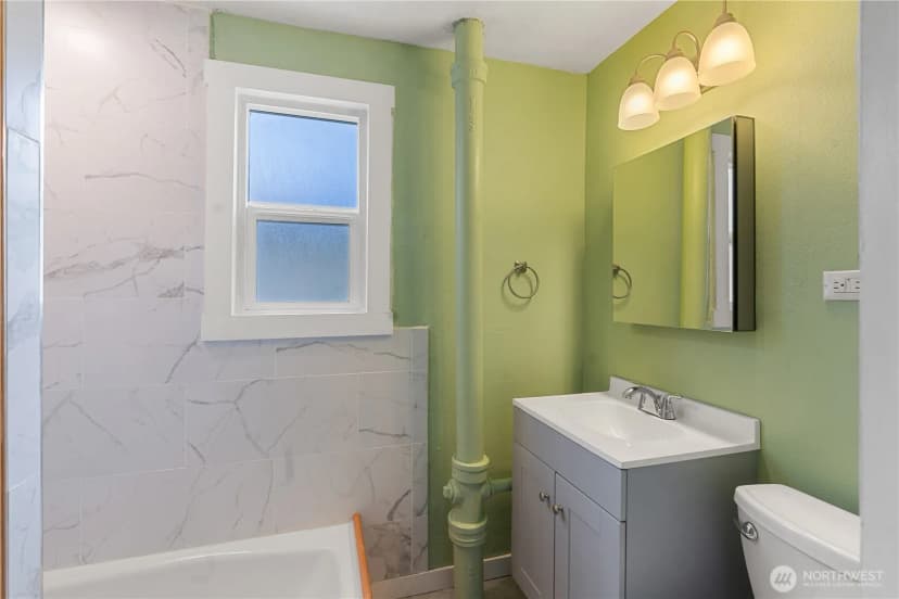Property photo for 2524 Barnett Street, Bremerton photo 22