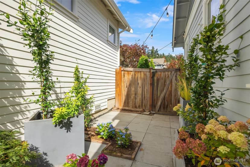 Property photo for 9407 Ne 128th Street, Kirkland photo 26
