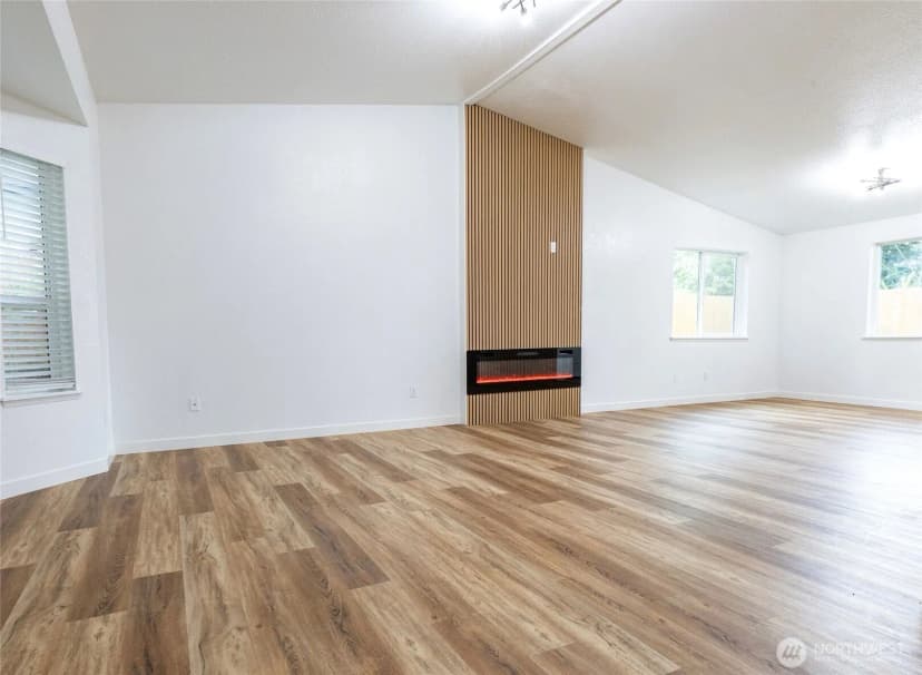 Property photo for 15804 86th Avenue Ct E, Puyallup photo 3