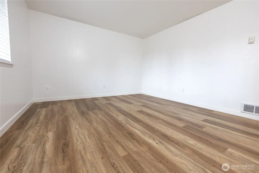 Property photo for 15804 86th Avenue Ct E, Puyallup photo 12