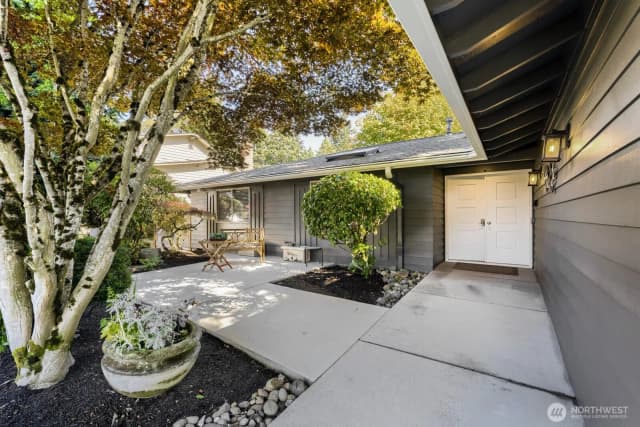 Property photo for 13426 117th Avenue Ne, Kirkland photo 4