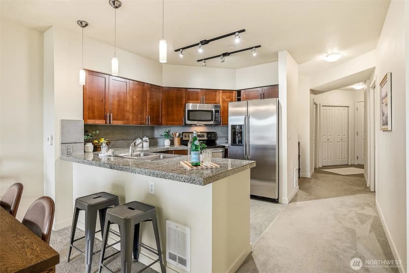 Property photo for 5440 Leary Avenue Nw #406, Seattle photo 6