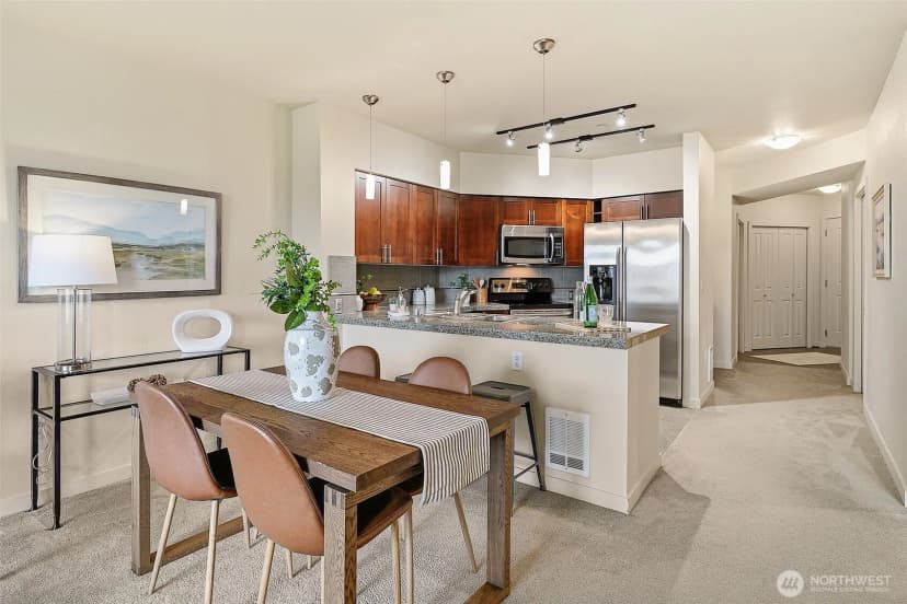 Property photo for 5440 Leary Avenue Nw #406, Seattle photo 4