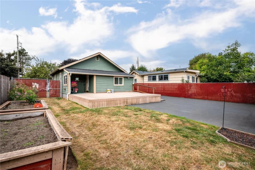 Property photo for 1128 9th Avenue, Longview photo 19