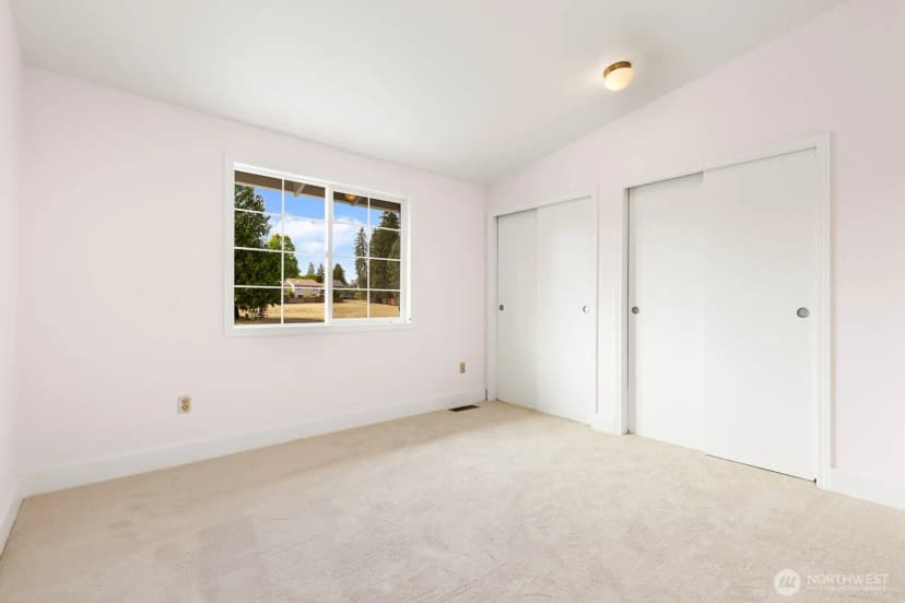 Property photo for 13630 134th Court Ne, Kirkland photo 24