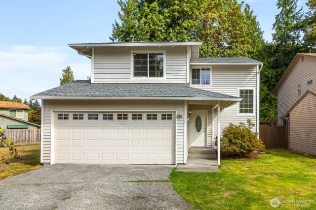 Property photo for 13630 134th Court Ne, Kirkland photo 2