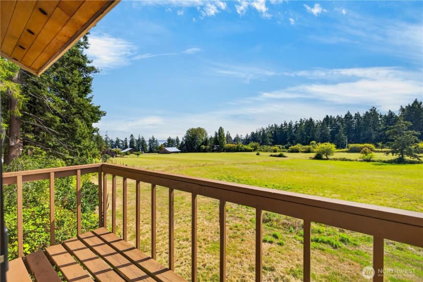 Property photo for 1950 Stick Point Lane, Oak Harbor photo 31