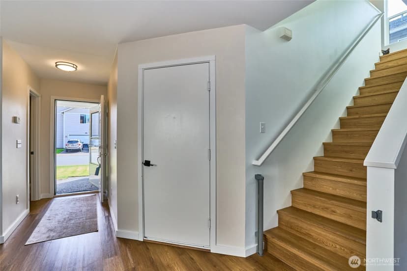 Property photo for 21636 Se 298th Pl, Kent photo 4