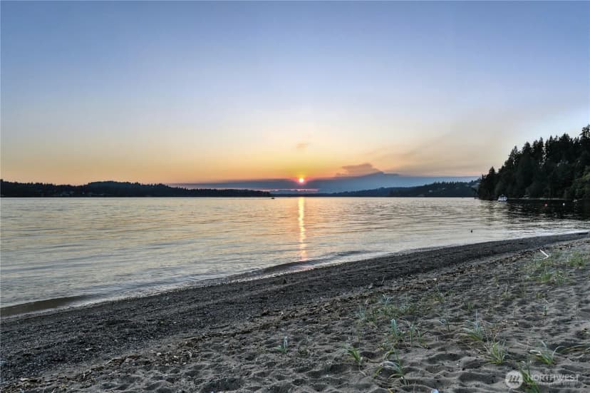 Property photo for 78 Point Fosdick Drive Nw, Gig Harbor photo 2