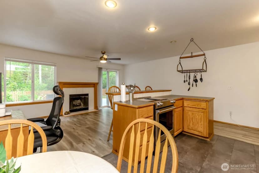 Property photo for 8303 170th Street E, Puyallup photo 18