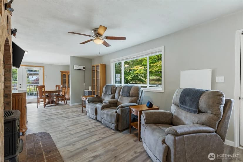 Property photo for 5601 106th Street E, Puyallup photo 17