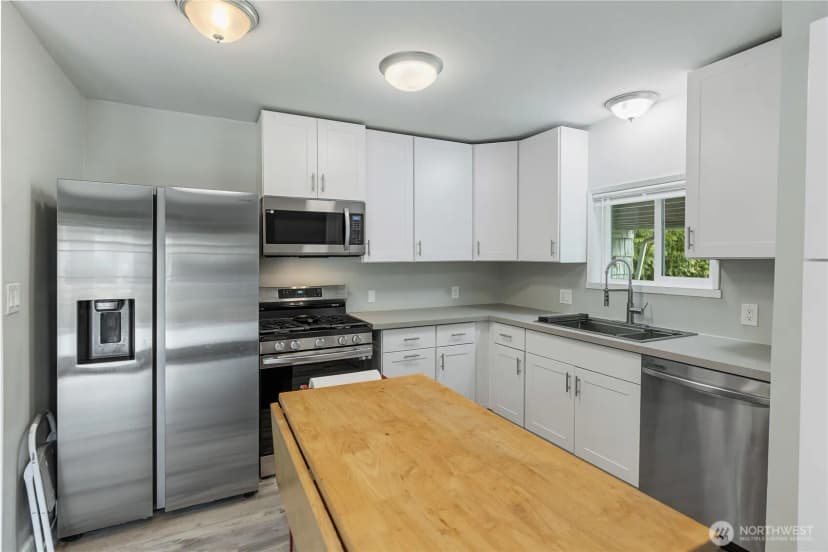 Property photo for 5601 106th Street E, Puyallup photo 12