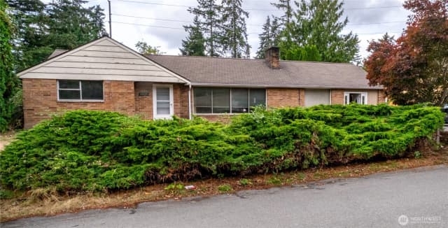 Property photo for 20241 20th Place Ne, Shoreline