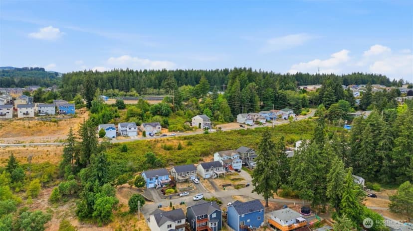 Property photo for 4581 Jones Street W, Bremerton photo 10