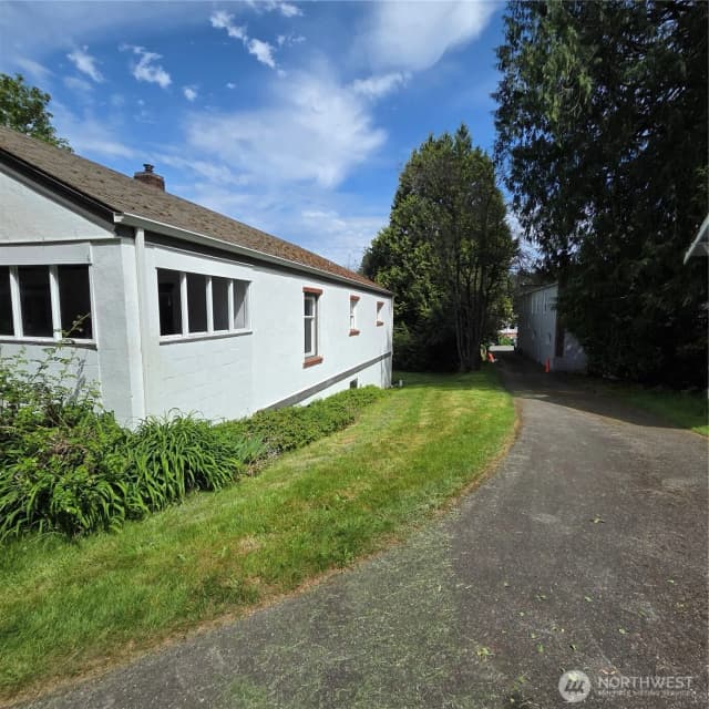 Property photo for 7706 Pioneer Way, Gig Harbor photo 4