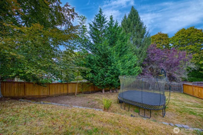 Property photo for 10827 159th Court Ne, Redmond photo 36