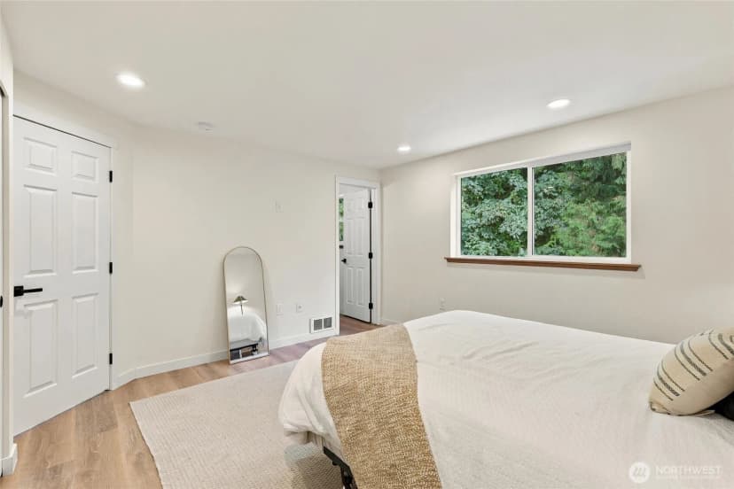 Property photo for 14901 8th Place W, Lynnwood photo 17