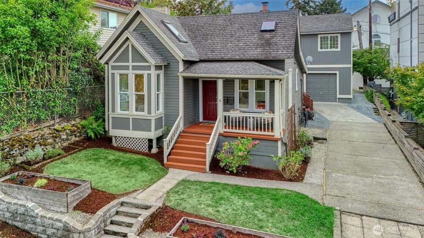 Property photo for 3907 S Edmunds Street, Seattle