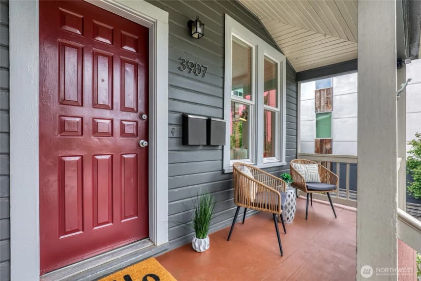 Property photo for 3907 S Edmunds Street, Seattle photo 2