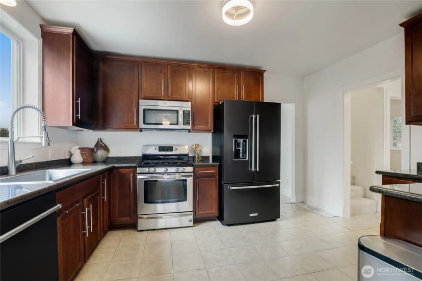 Property photo for 3907 S Edmunds Street, Seattle photo 6