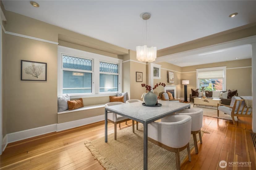 Property photo for 2428 5th Avenue W, Seattle photo 6