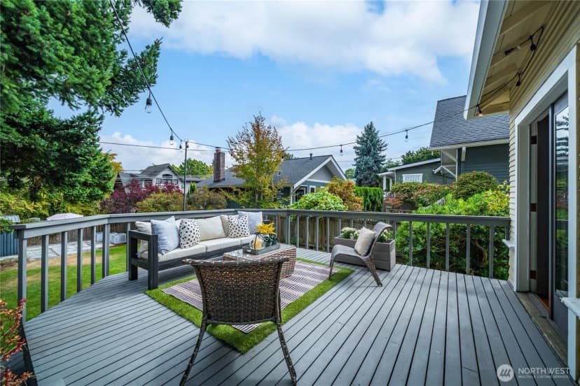 Property photo for 2428 5th Avenue W, Seattle photo 26