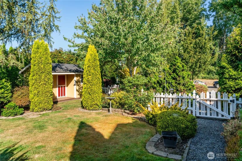 Property photo for 8012 Vernon Road, Lake Stevens photo 14