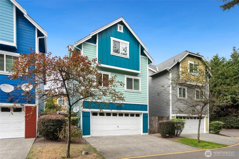 Property photo for 15306 14th Avenue W, Lynnwood