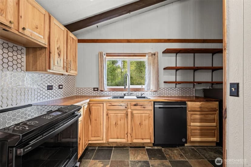 Property photo for 11199 W Belfair Valley Road, Bremerton photo 12