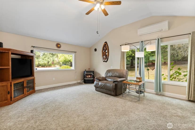 Property photo for 3320 Se Baker Road, Port Orchard photo 6