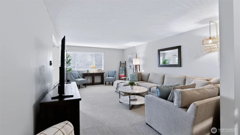 Property photo for 425 45th Street Sw #208, Everett photo 9