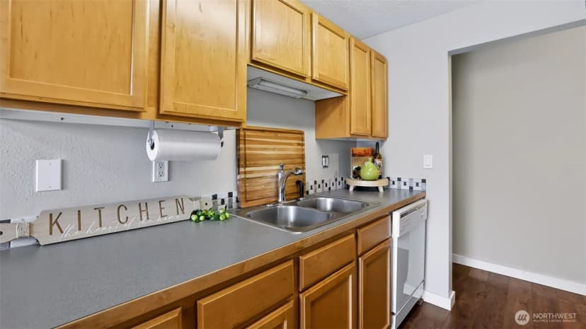 Property photo for 425 45th Street Sw #208, Everett photo 16