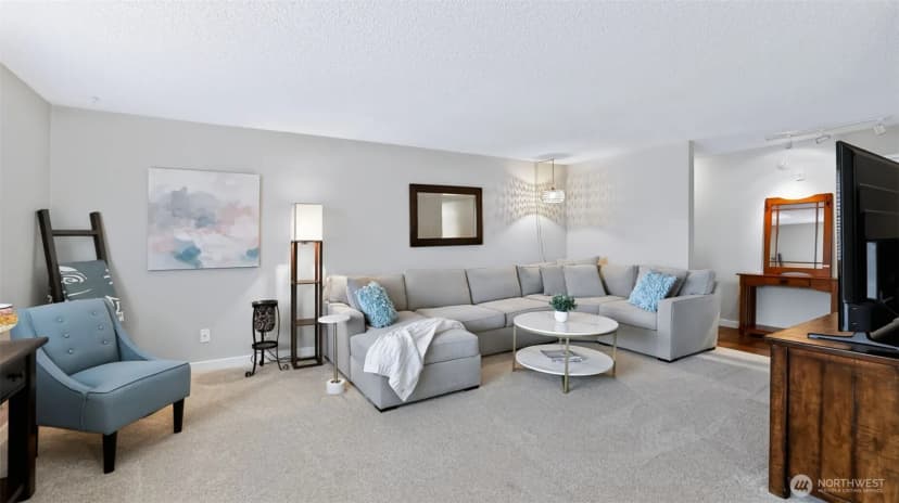 Property photo for 425 45th Street Sw #208, Everett photo 11