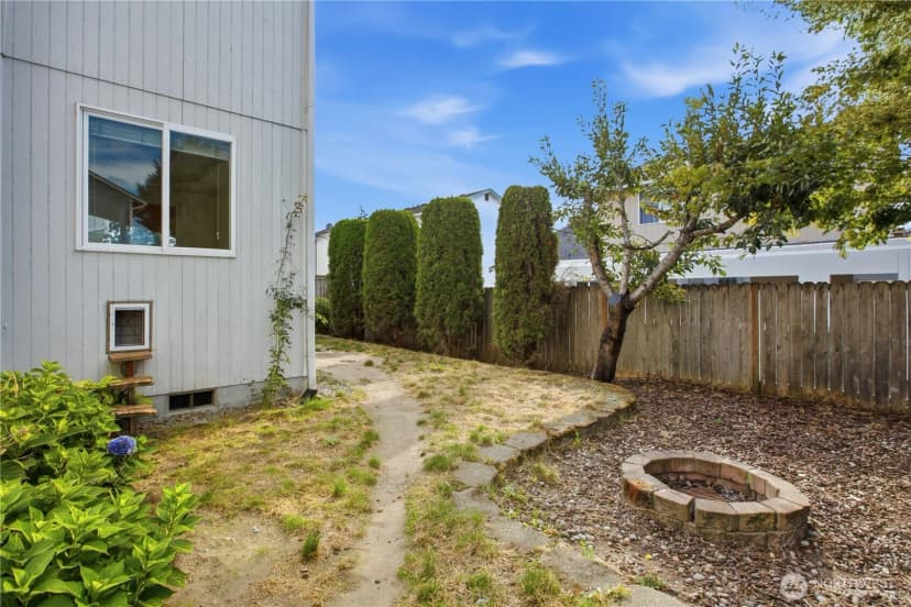 Property photo for 17816 25th Avenue E, Tacoma photo 35