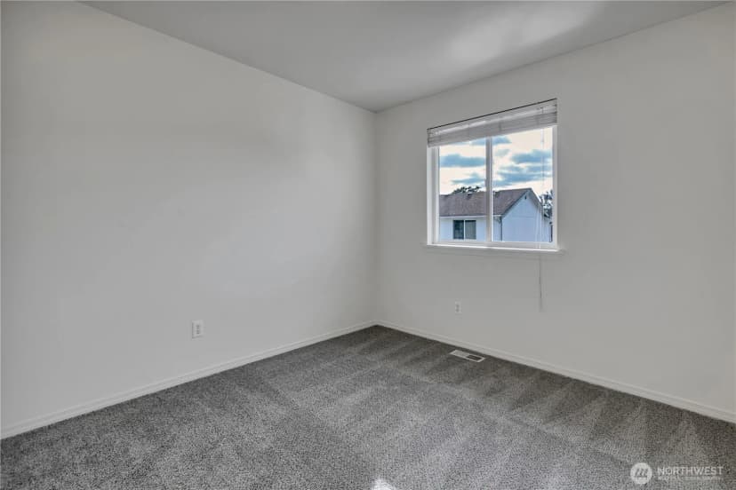 Property photo for 17816 25th Avenue E, Tacoma photo 28