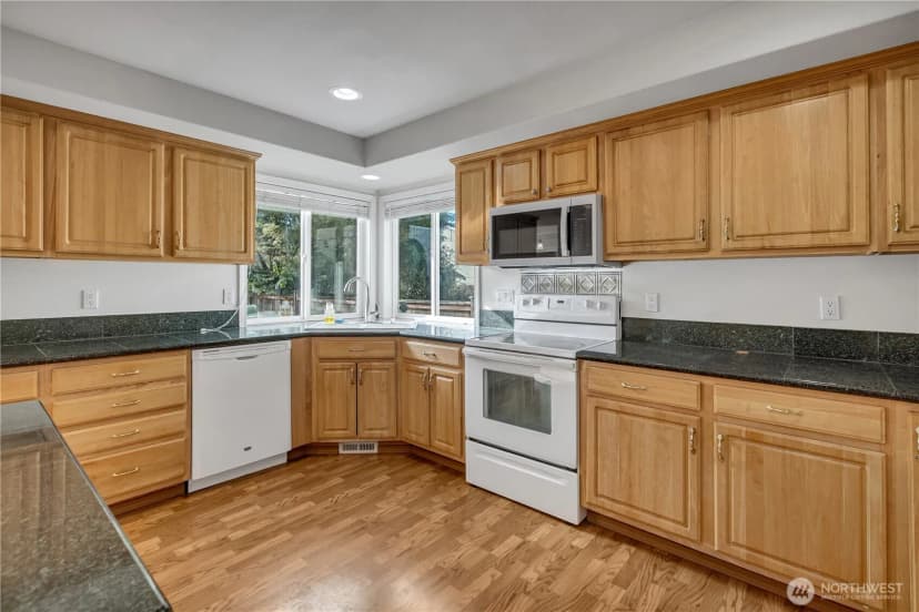Property photo for 17816 25th Avenue E, Tacoma photo 19