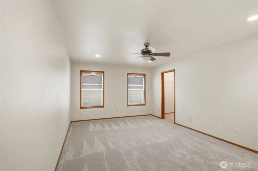 Property photo for 36009 9th Court Sw, Federal Way photo 24