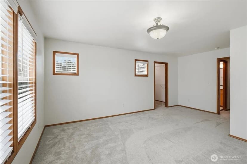 Property photo for 36009 9th Court Sw, Federal Way photo 32
