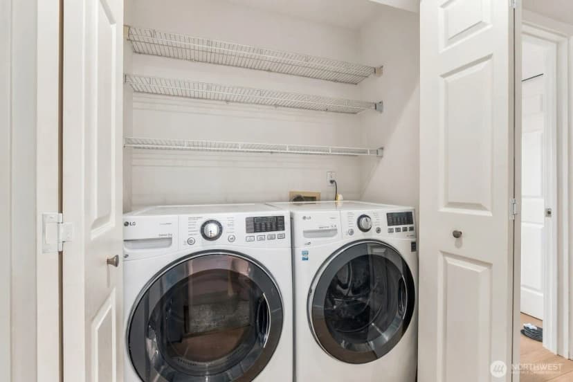 Property photo for 2670 118th Avenue Se #9-103, Bellevue photo 15