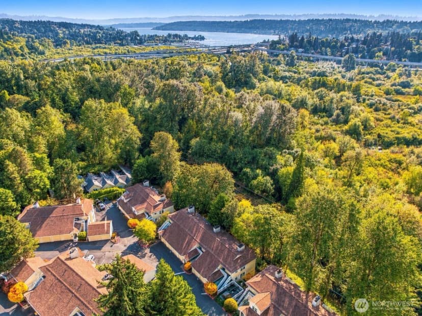 Property photo for 2670 118th Avenue Se #9-103, Bellevue photo 25