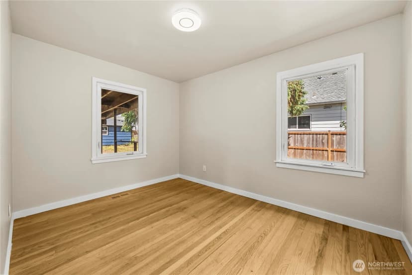 Property photo for 1425 S 52nd Street, Tacoma photo 10