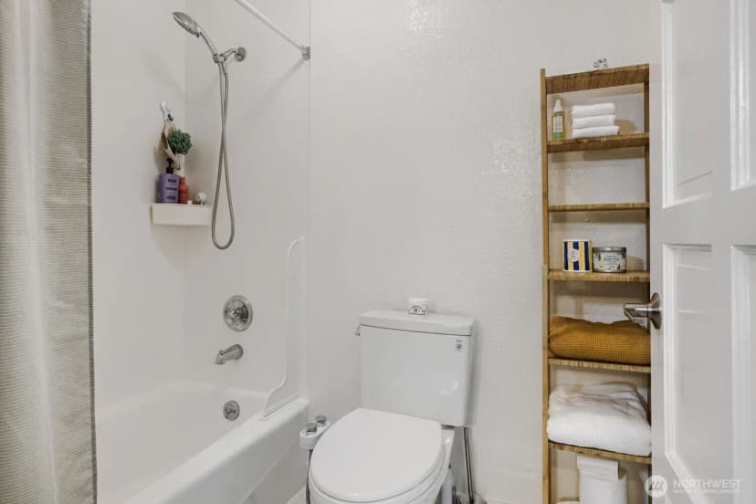 Property photo for 8515 242nd Street Sw #103, Edmonds photo 13