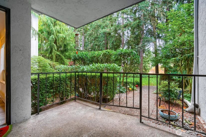 Property photo for 8515 242nd Street Sw #103, Edmonds photo 3