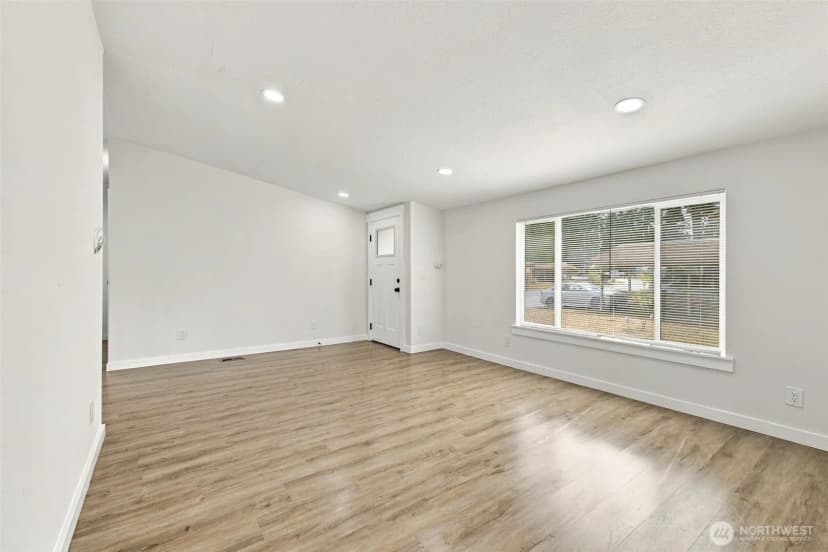 Property photo for 16604 4th Avenue Ct E #119, Spanaway photo 2