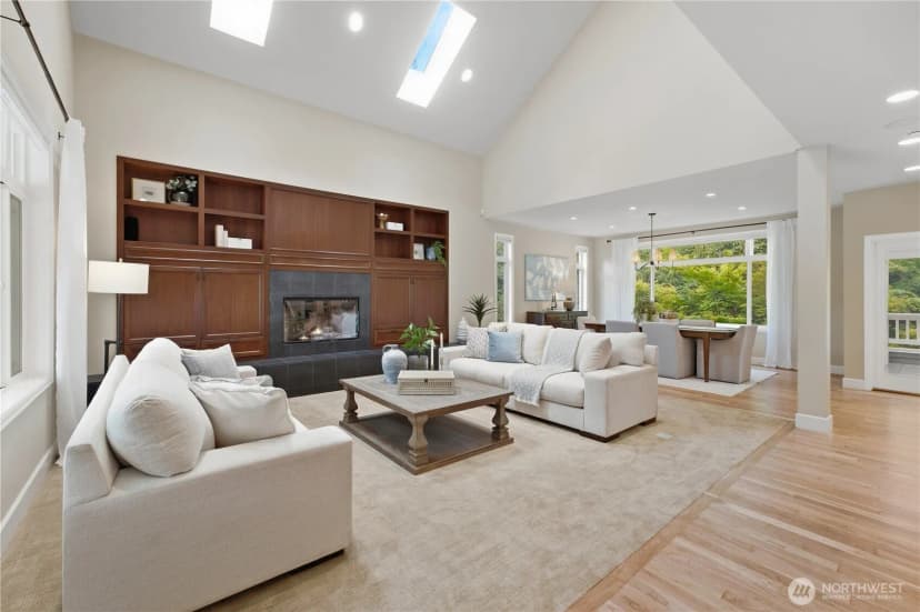 Property photo for 6550 125th Avenue Ne, Kirkland photo 4