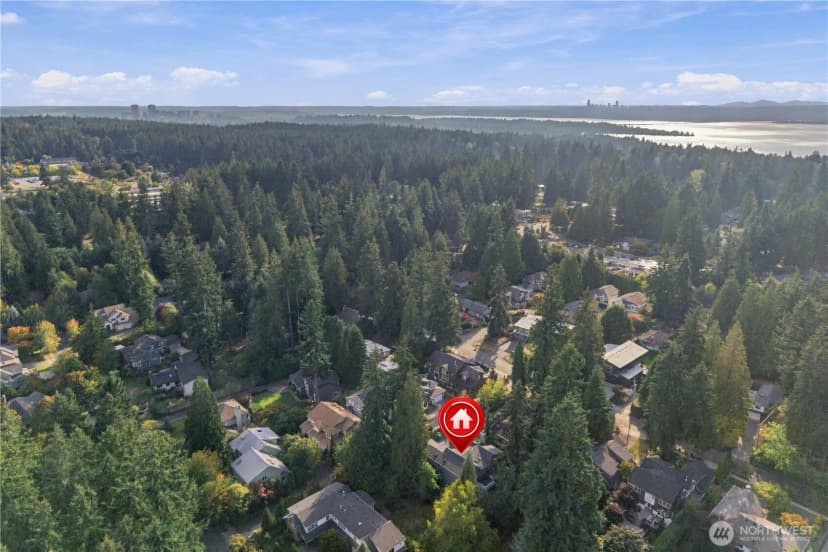 Property photo for 6550 125th Avenue Ne, Kirkland photo 36
