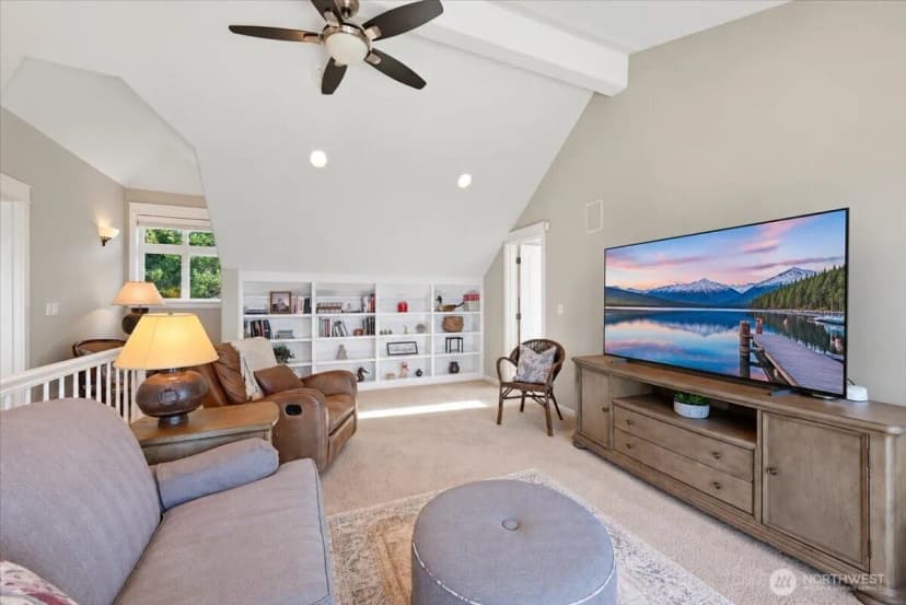 Property photo for 13002 Marine Drive, Marysville photo 22