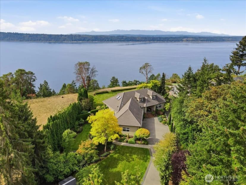 Property photo for 13002 Marine Drive, Marysville